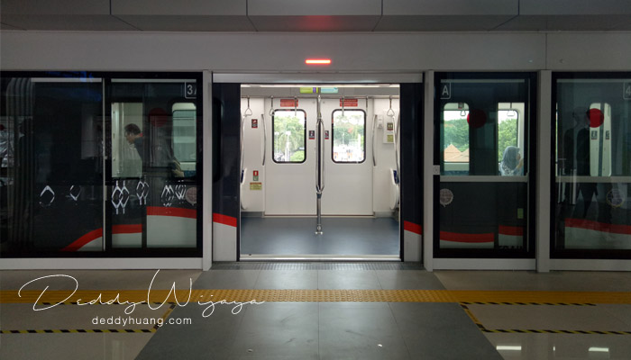 rute skytrain bandara soetta, rute skytrain bandara soetta, skytrain jakarta, skytrain indonesia, rute skytrain soekarno hatta, bandara soekarno hatta, fasilitas bandara soetta, rute skytrain soetta, jadwal skytrain soetta, jadwal skytrain bandara soetta