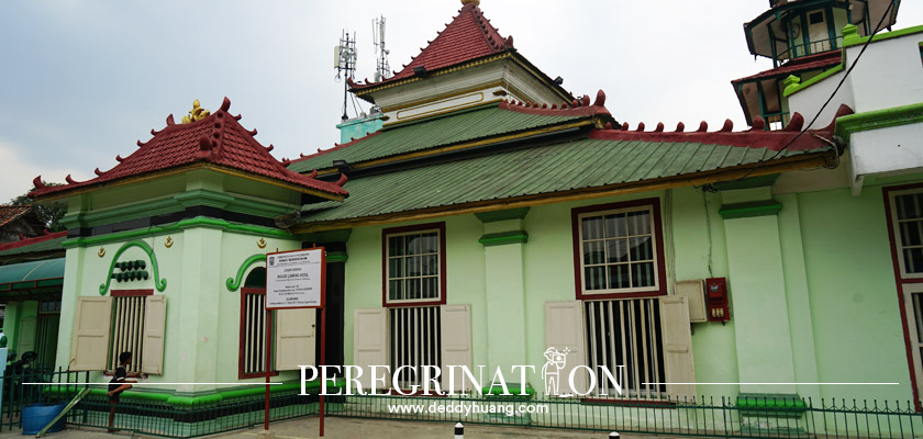 masjid tertua di palembang